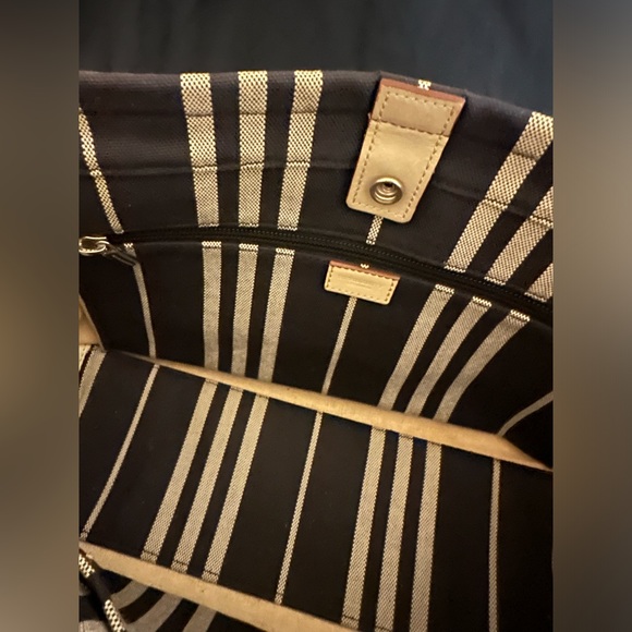 Burberry Logo Striped Canvas Tote Bag Navy Ivory with Burberry Dustbag - Picture 4 of 7